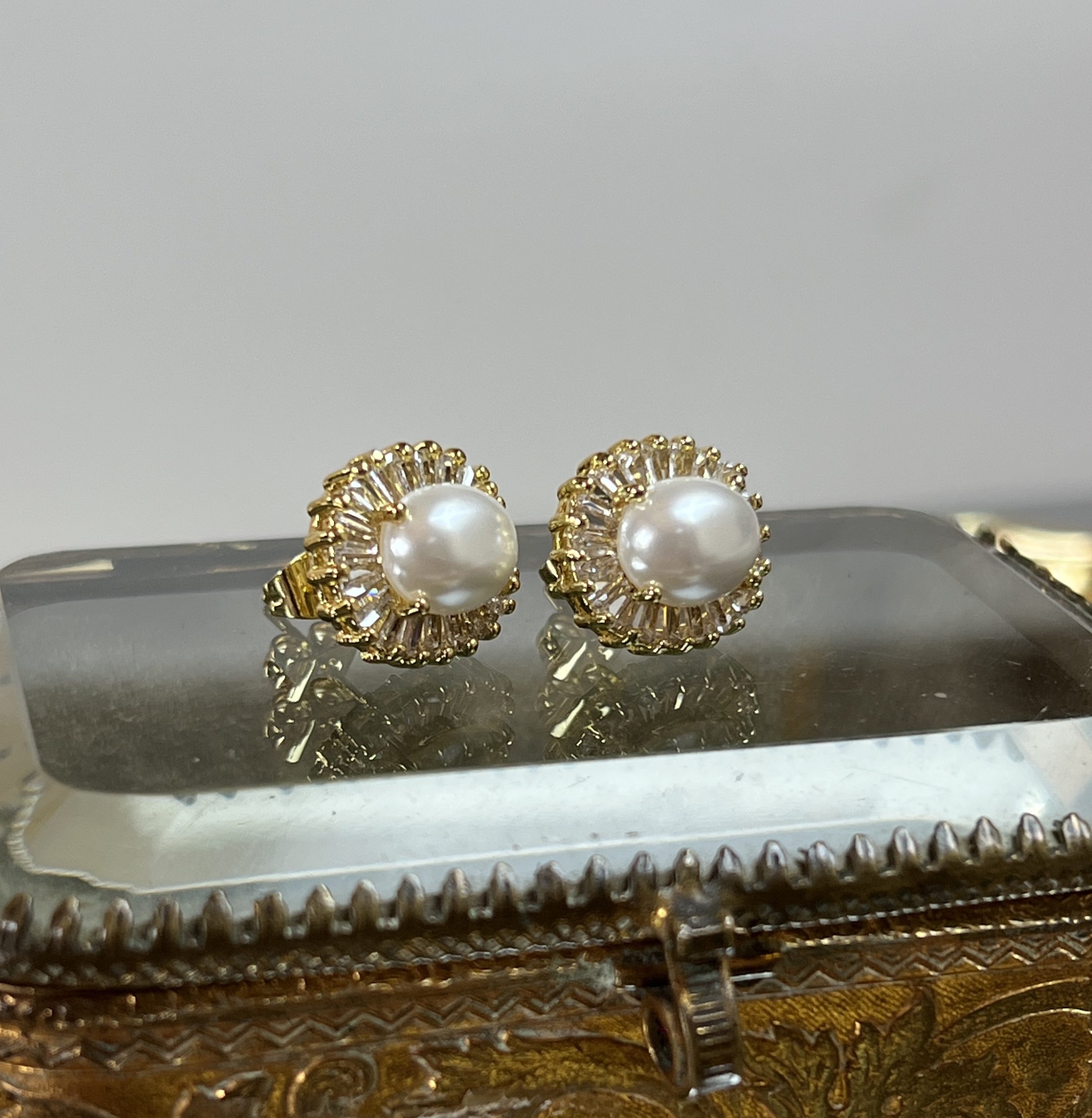 AROS PERLA FANTASIA Y CIRCÓN ENCHAPADO EN ORO