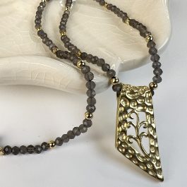 COLLAR LABRADORITA ENCHAPADO EN ORO