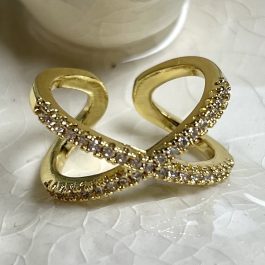 ANILLO CIRCON ENCHAPADO EN ORO