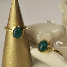 ANILLO SIMPLE PIEDRA NATURAL ENCHAPADO EN ORO