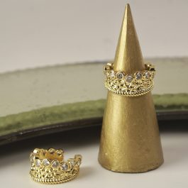 ANILLO TEXTURA Y CRISTALES MINI ENCHAPADO EN ORO
